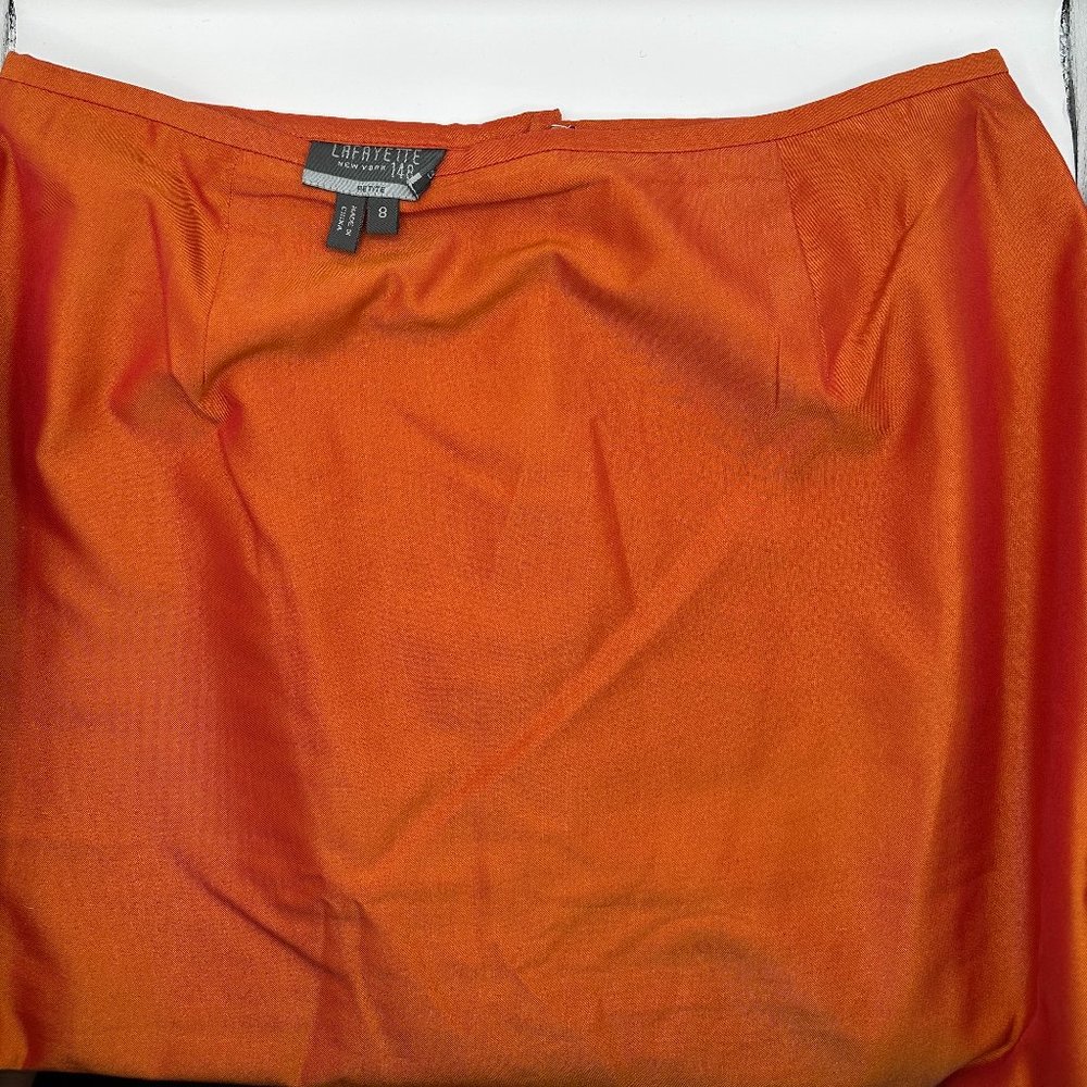 Lafayette 148	Pencil skirt